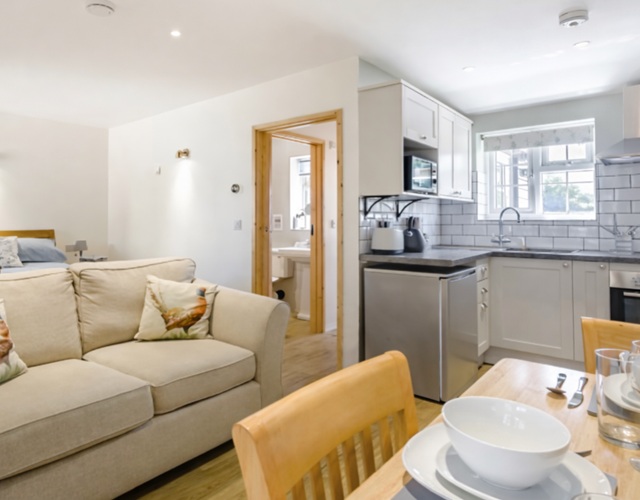 kitchen area lodge 3